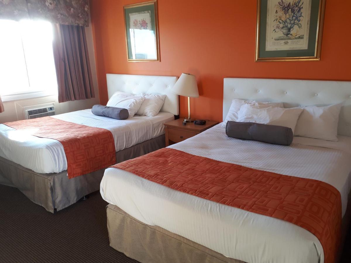 ฮาวเวิร์ด จอห์นสัน บาย วินด์แฮม วูดสต็อก นิวบรันสวิก Hotel วู้ดสต็อค ภายนอก รูปภาพ