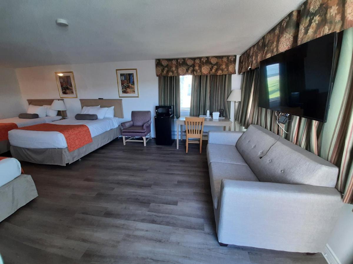 ฮาวเวิร์ด จอห์นสัน บาย วินด์แฮม วูดสต็อก นิวบรันสวิก Hotel วู้ดสต็อค ภายนอก รูปภาพ